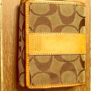 Coach wallet